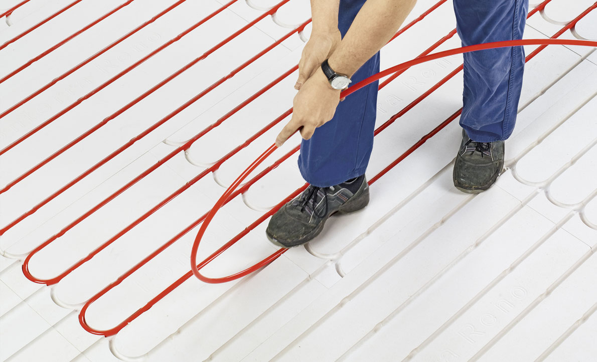 $item->img->first->description